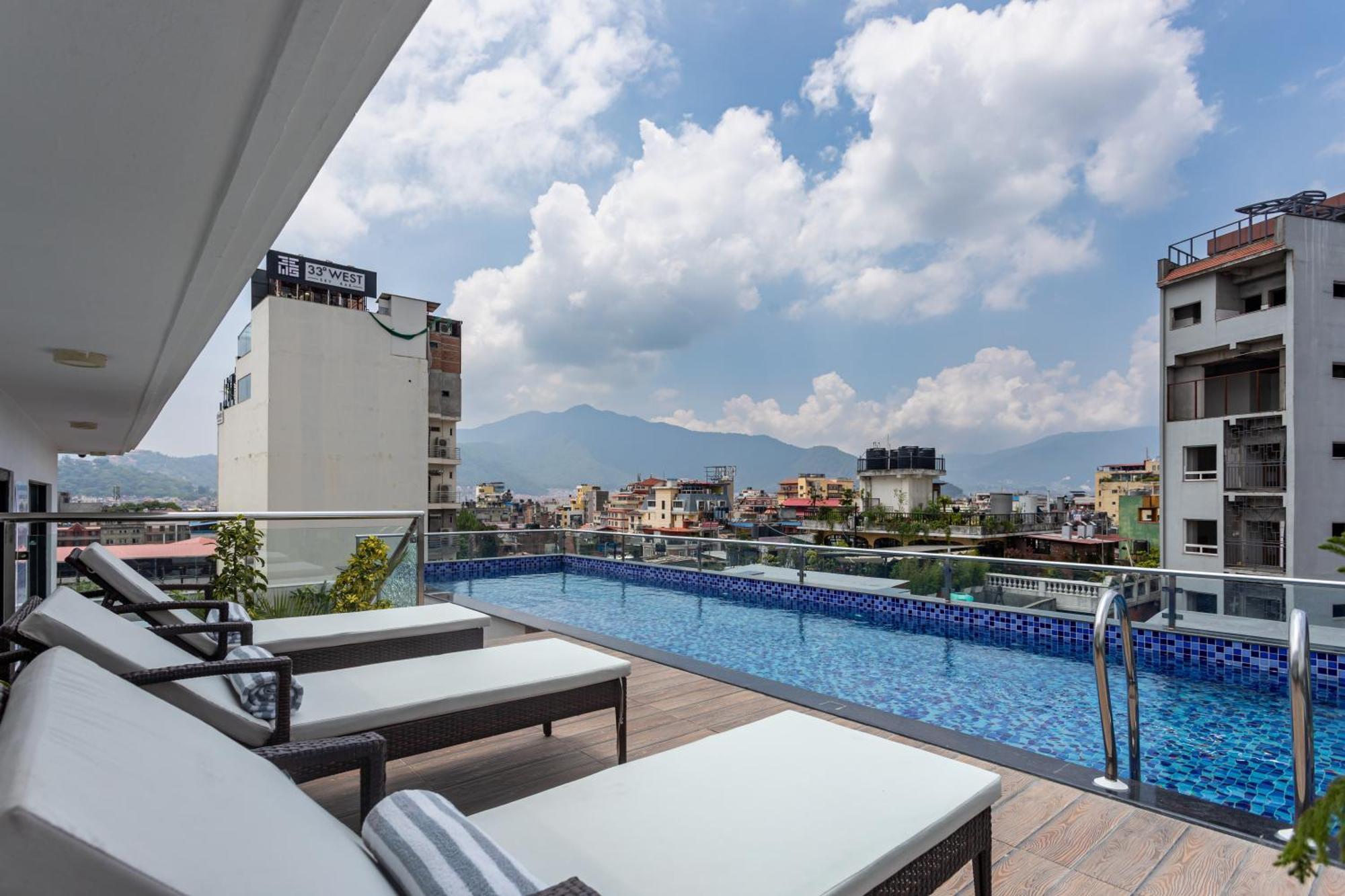 Hotel Lo Mustang Kathmandu Exterior foto
